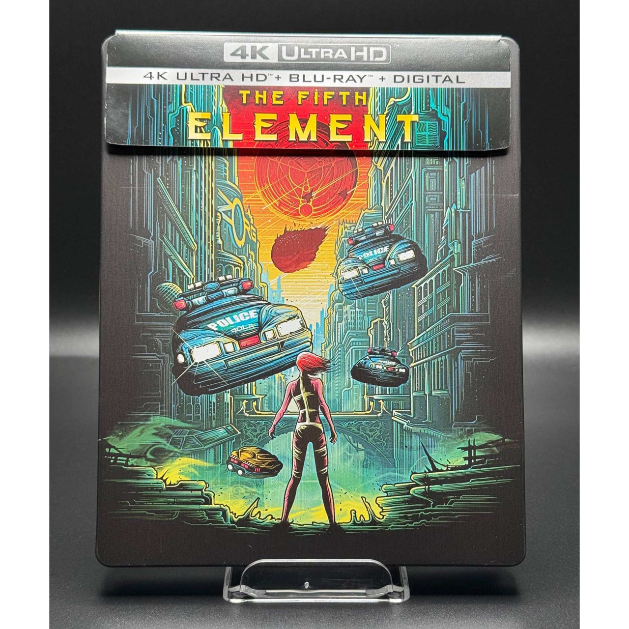 The Fifth Element 4K Ultra HD + Blu-Ray Steelbook in like new condition.