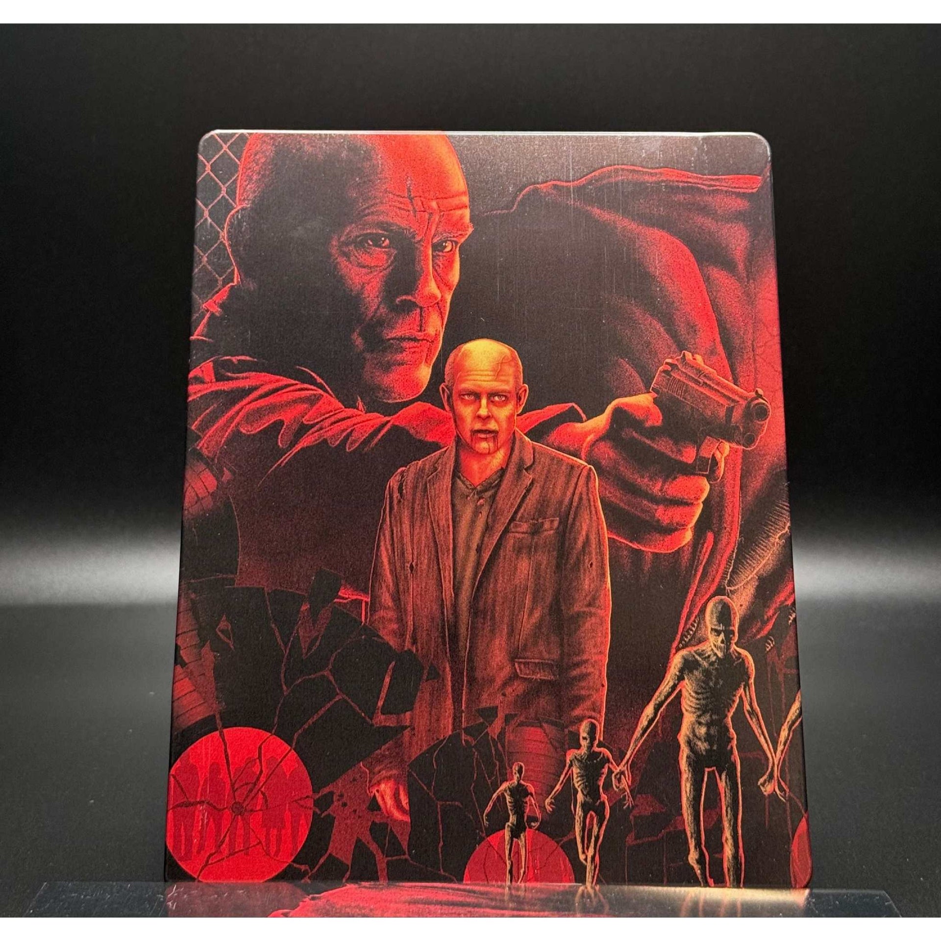 Warm Bodies 4K Ultra HD Blu-Ray Steelbook with slipcover featuring zombie artwork; used condition with wear, scratches, minor dent.